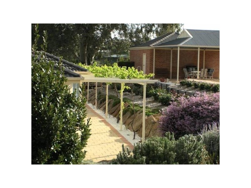 30 Burnbank Way, Mount Barker SA 5251