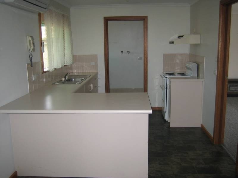 2/1 Hughes Street, Mount Barker SA 5251