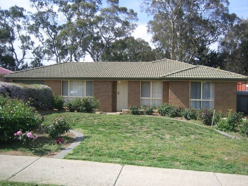 8 Heinrich Cout, Mount Barker SA 5251