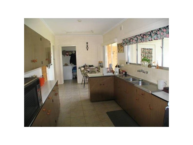 Lt 100 Battunga Road, Meadows SA 5201