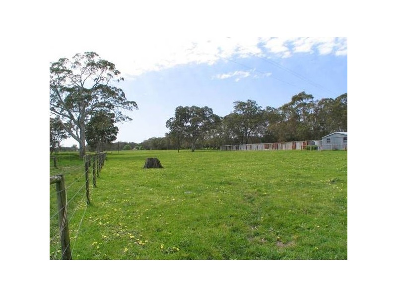 Lt 100 Battunga Road, Meadows SA 5201