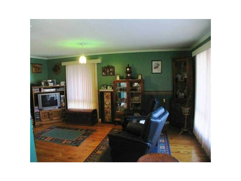 6 Poplar Crescent, Mount Barker SA 5251