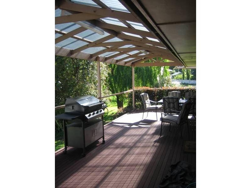 22 Manor Crescent, Mount Barker SA 5251