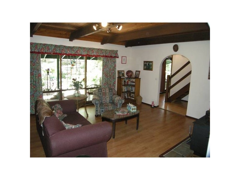 8 First Avenue, Bridgewater SA 5155