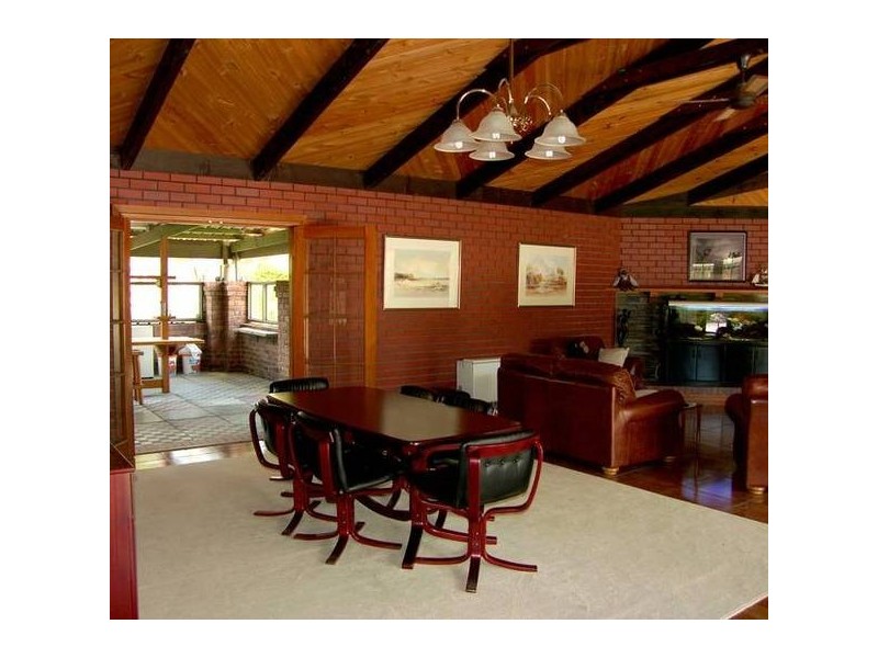 9 Verco Road, Woodside SA 5244