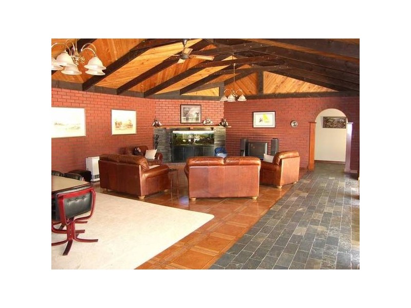 9 Verco Road, Woodside SA 5244