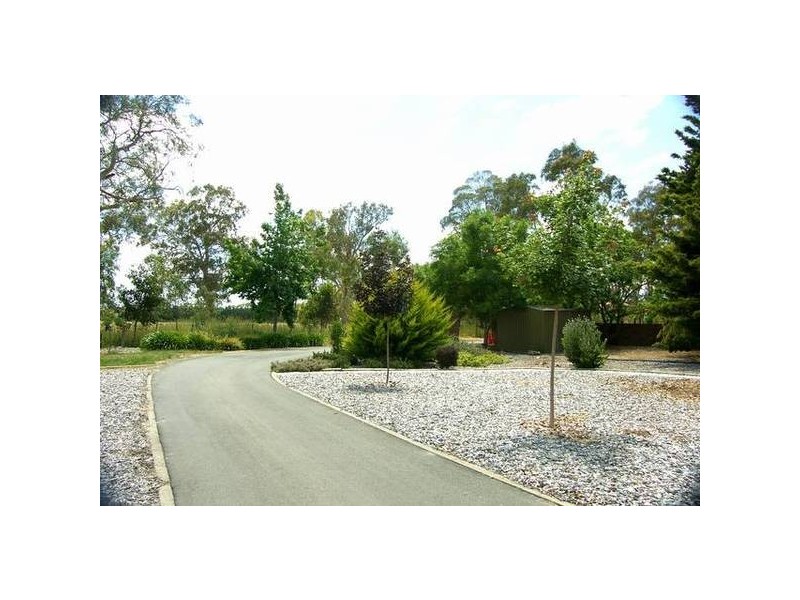 9 Verco Road, Woodside SA 5244