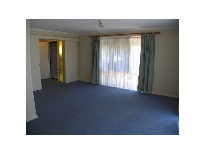 6 Manor Crescent, Mount Barker SA 5251