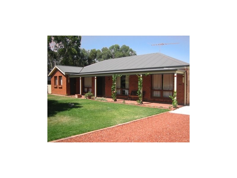 2a Burkett Drive, Strathalbyn SA 5255