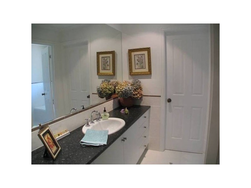 2a Burkett Drive, Strathalbyn SA 5255