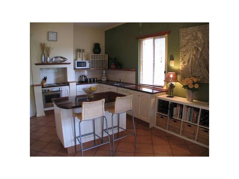 4 Devereux Street, Macclesfield SA 5153