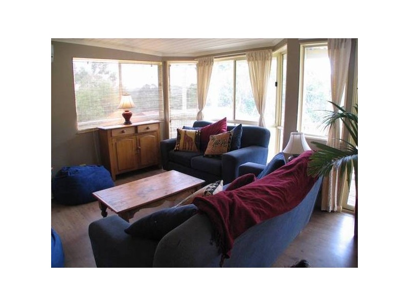 4 Devereux Street, Macclesfield SA 5153