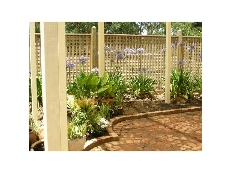 4 Devereux Street, Macclesfield SA 5153