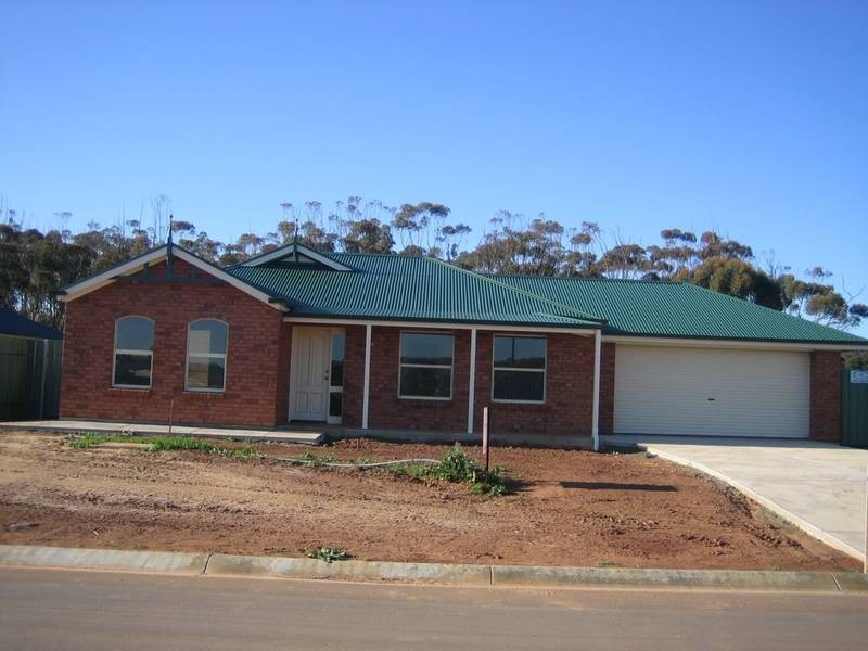 17 Strathmont Drive, Strathalbyn SA 5255