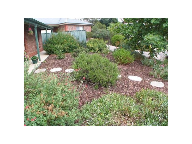 5 Dutch Close, Mount Barker SA 5251