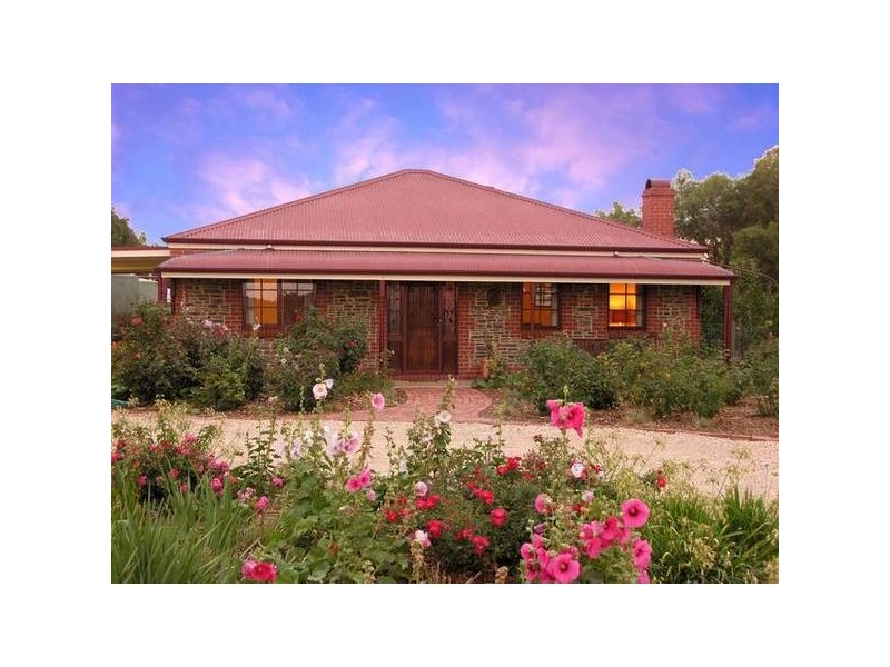 8 Lines Road, Strathalbyn SA 5255