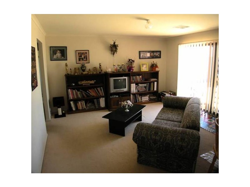 2 McDonald Close, Mount Barker SA 5251