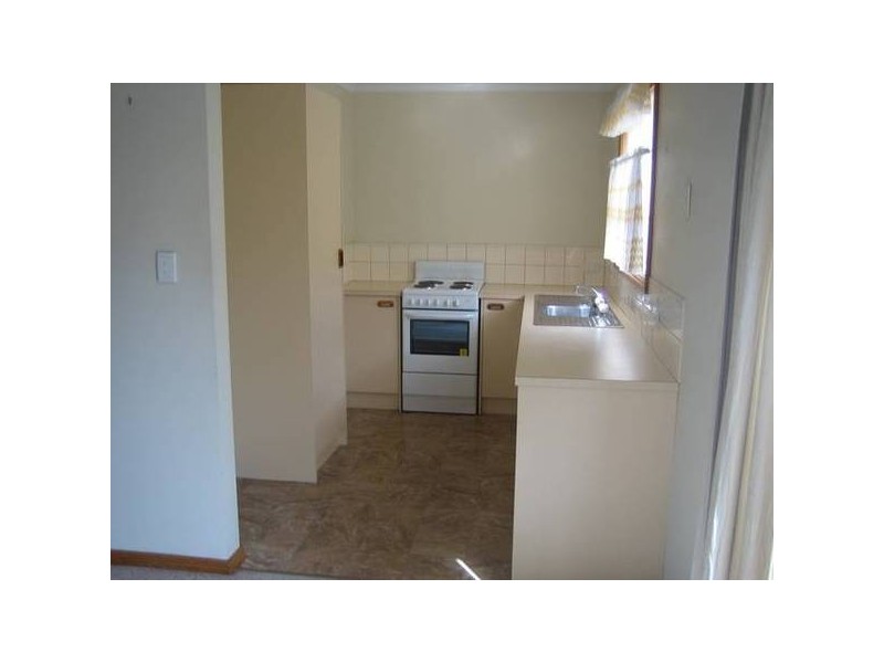 1/8 Douglas Drive, Mount Barker SA 5251