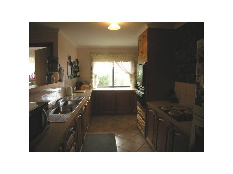 8 Pope Street, Mount Barker SA 5251