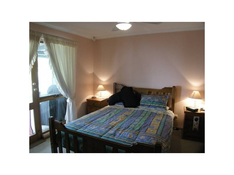 8 Pope Street, Mount Barker SA 5251