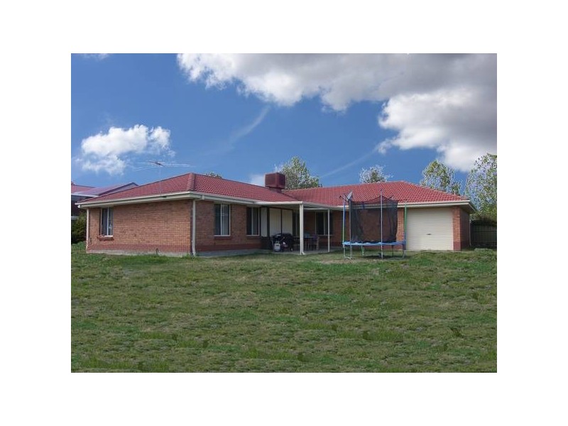 7 Saint James Drive, Littlehampton SA 5250