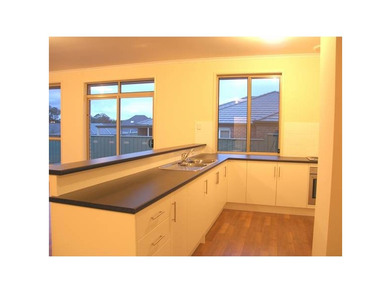 9 Collet Avenue, Mount Barker SA 5251