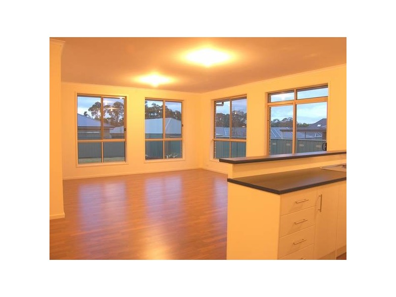 9 Collet Avenue, Mount Barker SA 5251