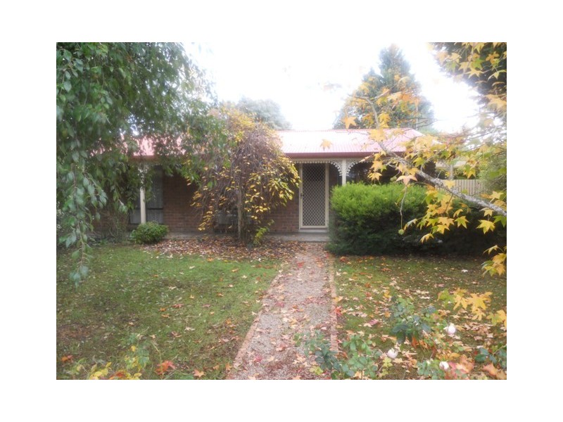 64 Albert Road, Mount Barker SA 5251