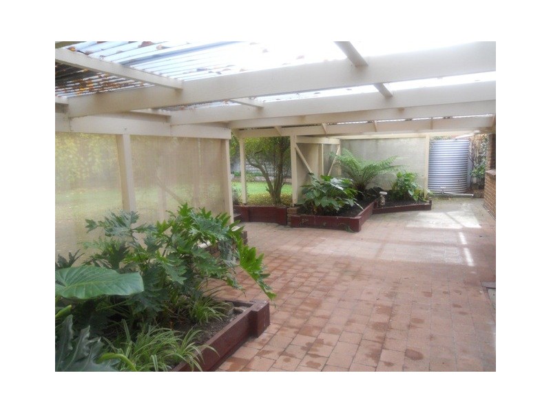 64 Albert Road, Mount Barker SA 5251