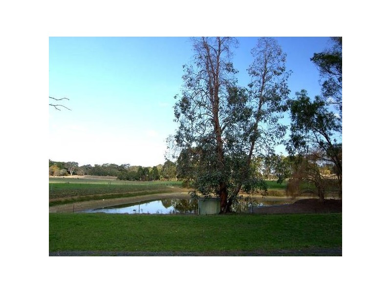 Cnr Cobbledick & Church Hill Roads, Echunga SA 5153