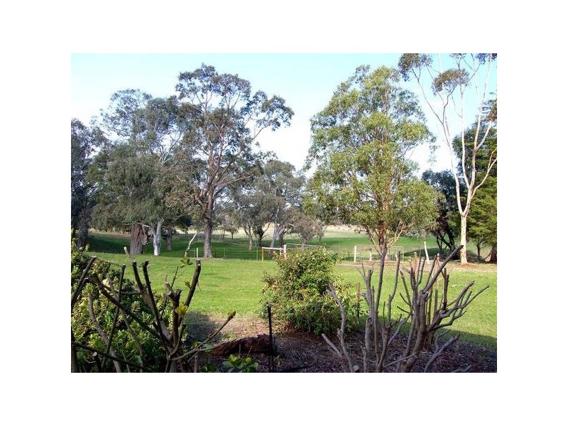 Cnr Cobbledick & Church Hill Roads, Echunga SA 5153