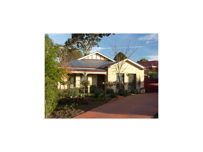 5 Gollan Circuit, Mount Barker SA 5251