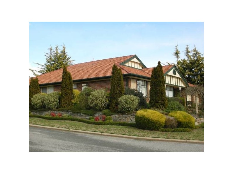 82 Grevillea Way, Woodside SA 5244