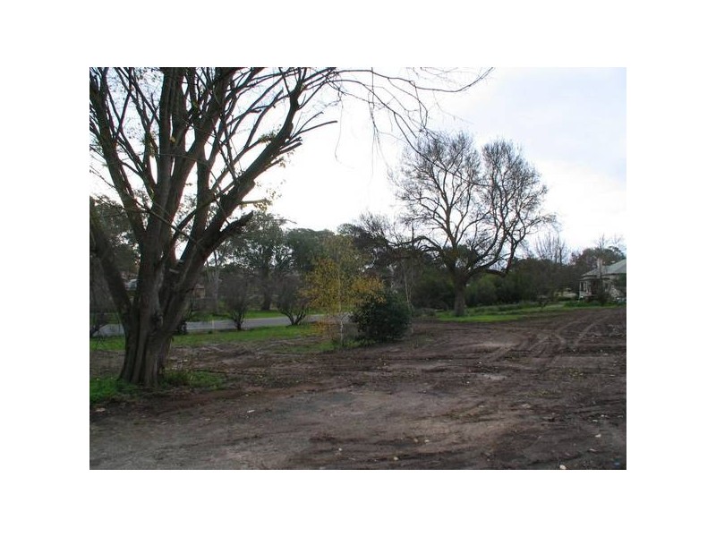 . Corner Flaxley Road & Coral Street, Mount Barker SA 5251