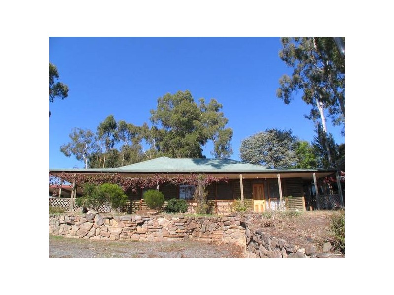 8 Glebe Road, Balhannah SA 5242