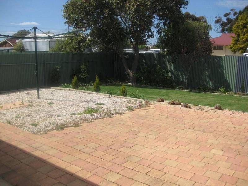 4/8 Sandergrove Road, Strathalbyn SA 5255