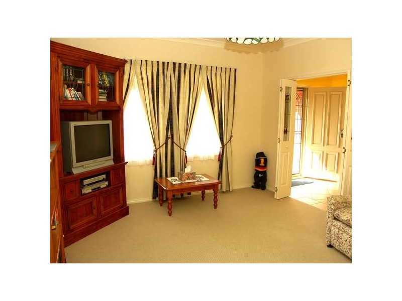 112 Burnbank Way, Mount Barker SA 5251