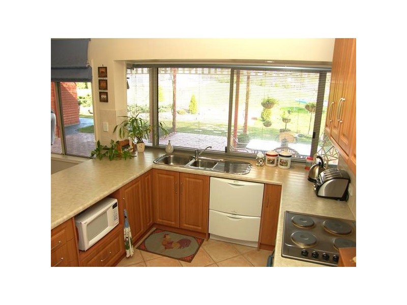 112 Burnbank Way, Mount Barker SA 5251