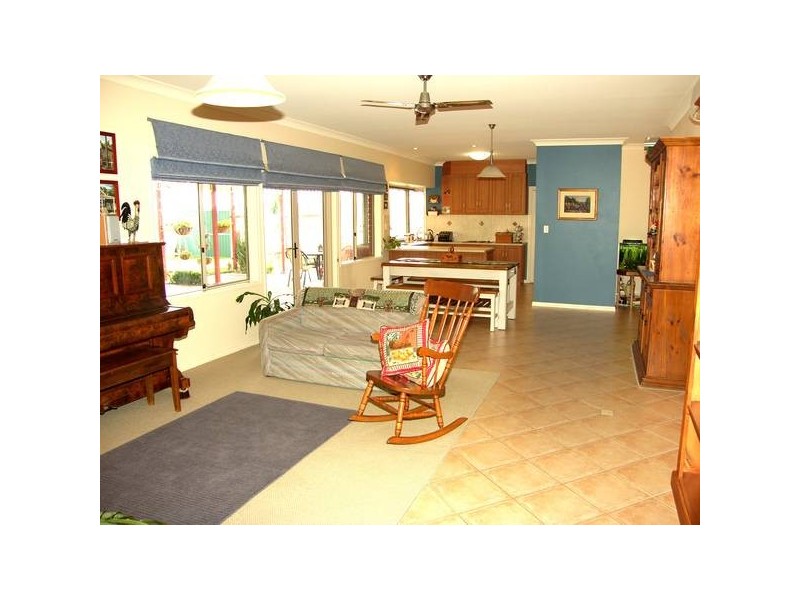 112 Burnbank Way, Mount Barker SA 5251