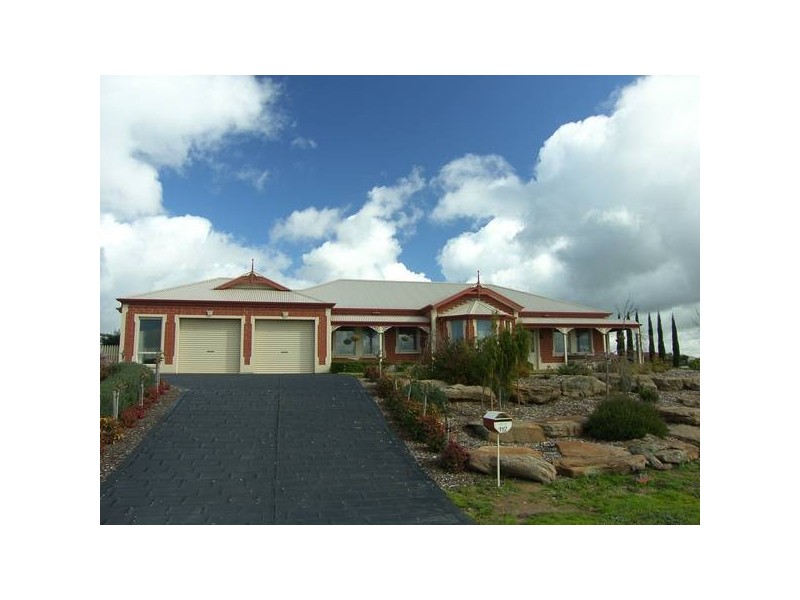 112 Burnbank Way, Mount Barker SA 5251