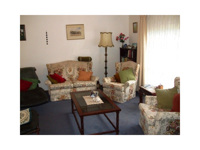 8 Benjamin Way, Mount Barker SA 5251