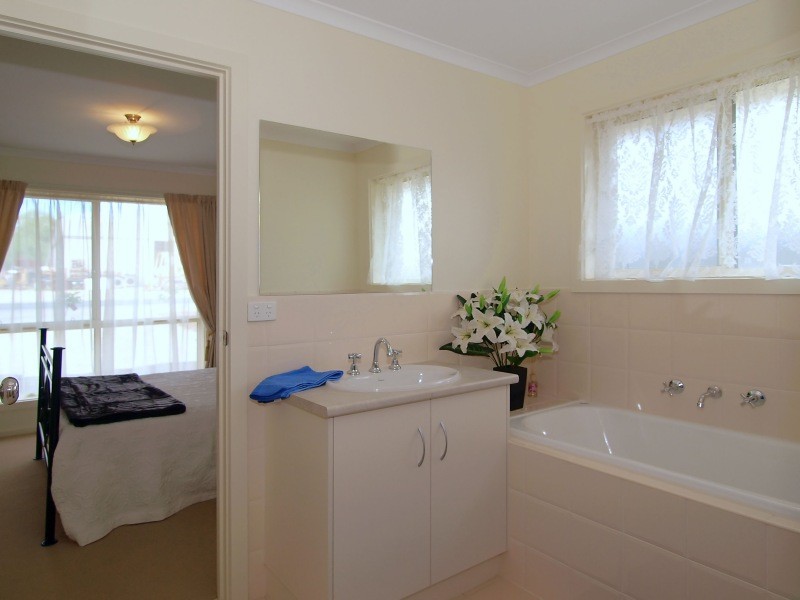 Allot 78 Onkaparinga Valley Road, Woodside SA 5244