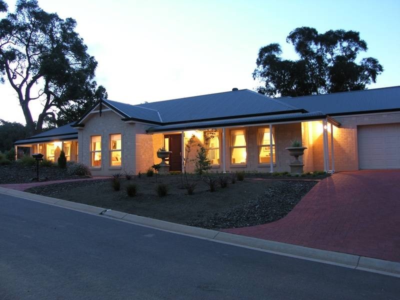 35 Nicholas Paech Drive, Hahndorf SA 5245
