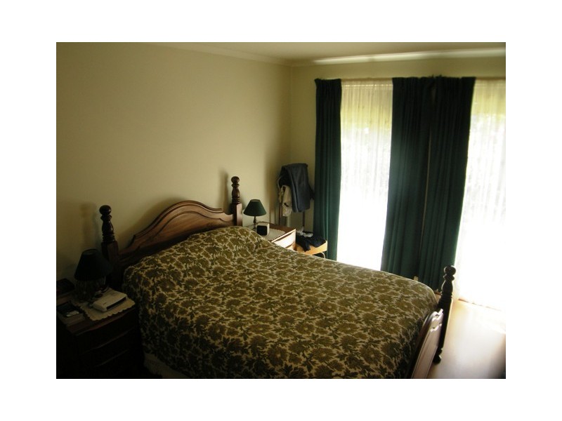 19 Dumas Street, Mount Barker SA 5251