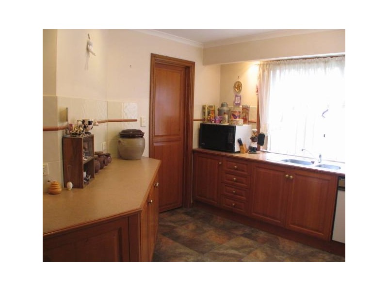 2 Edson Crescent, Littlehampton SA 5250