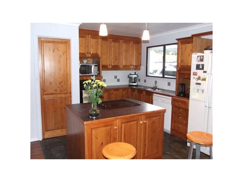 12 Nicol, Meadows SA 5201