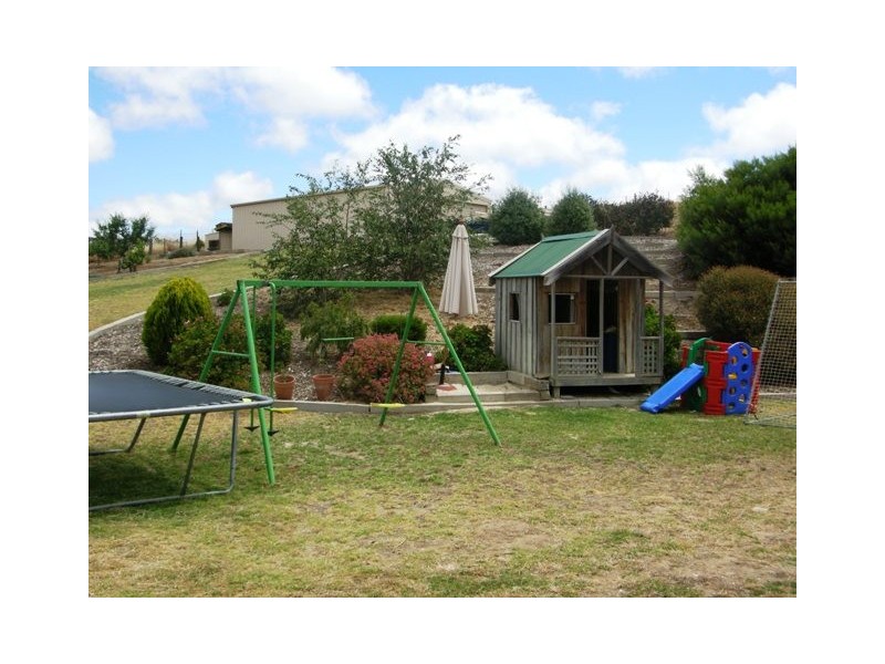 132 Burnbank Way, Mount Barker SA 5251