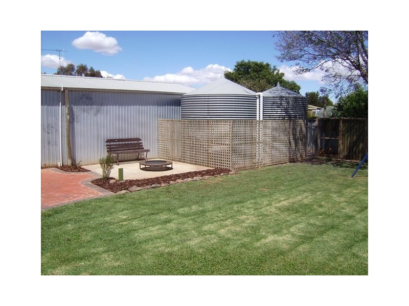 20 Liverpool Drive, Strathalbyn SA 5255