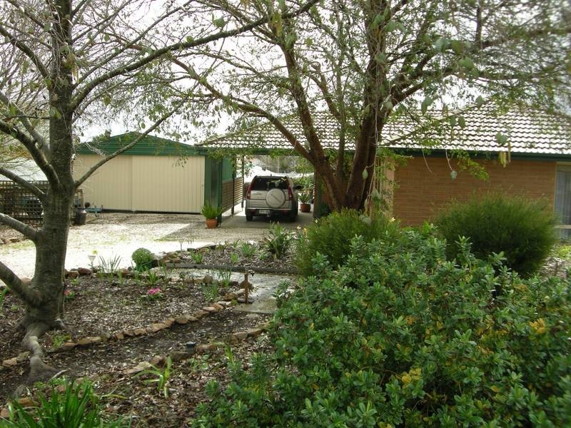 65 Grevillea Way, Woodside SA 5244