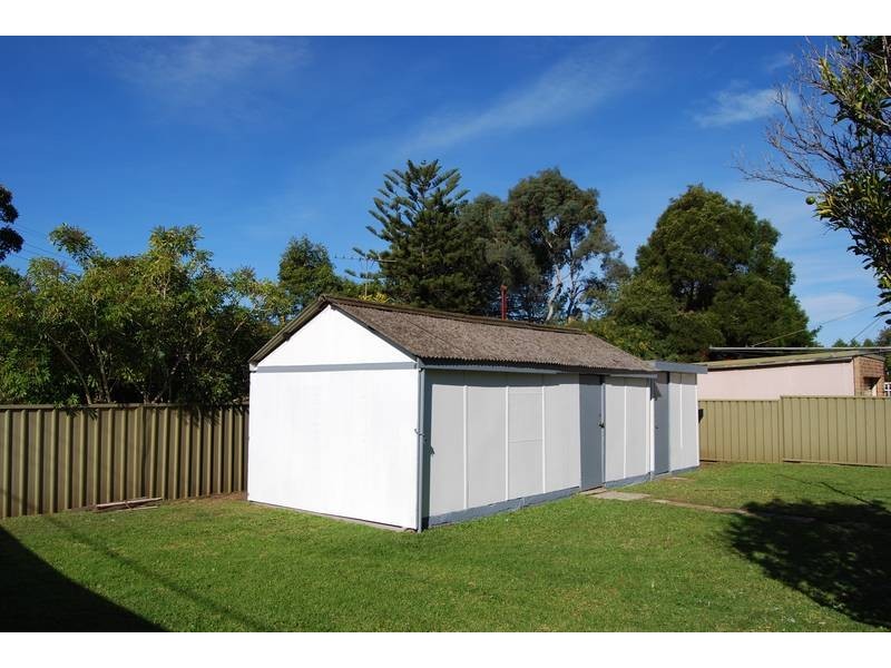 8 Elliott Street, Belfield NSW 2191